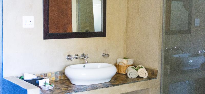 8 Bedroom Property for Sale in Pringle Bay Western Cape